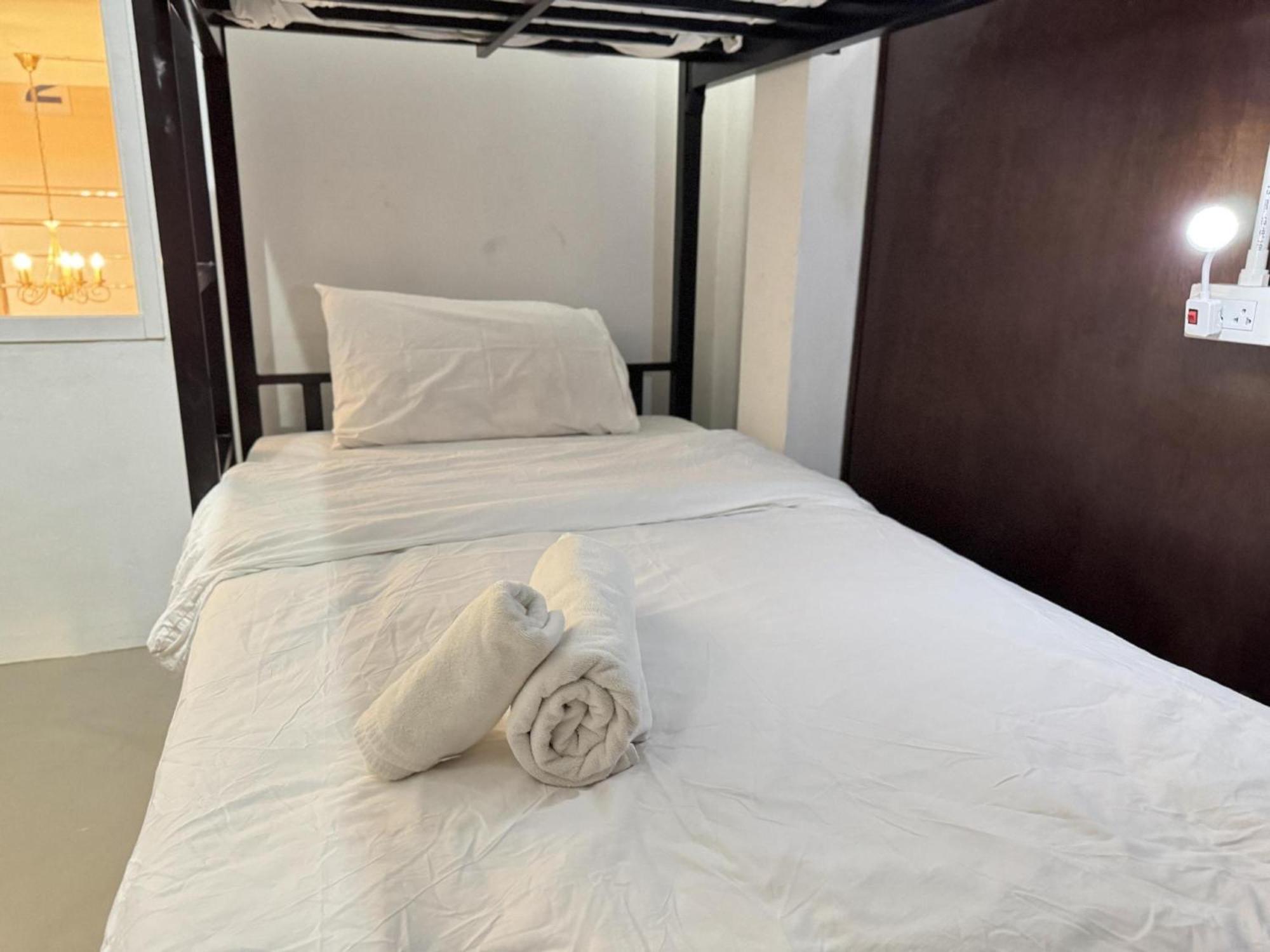 Collection O Bupamontra Chiangmai Hotel Csiangmaj Kültér fotó
