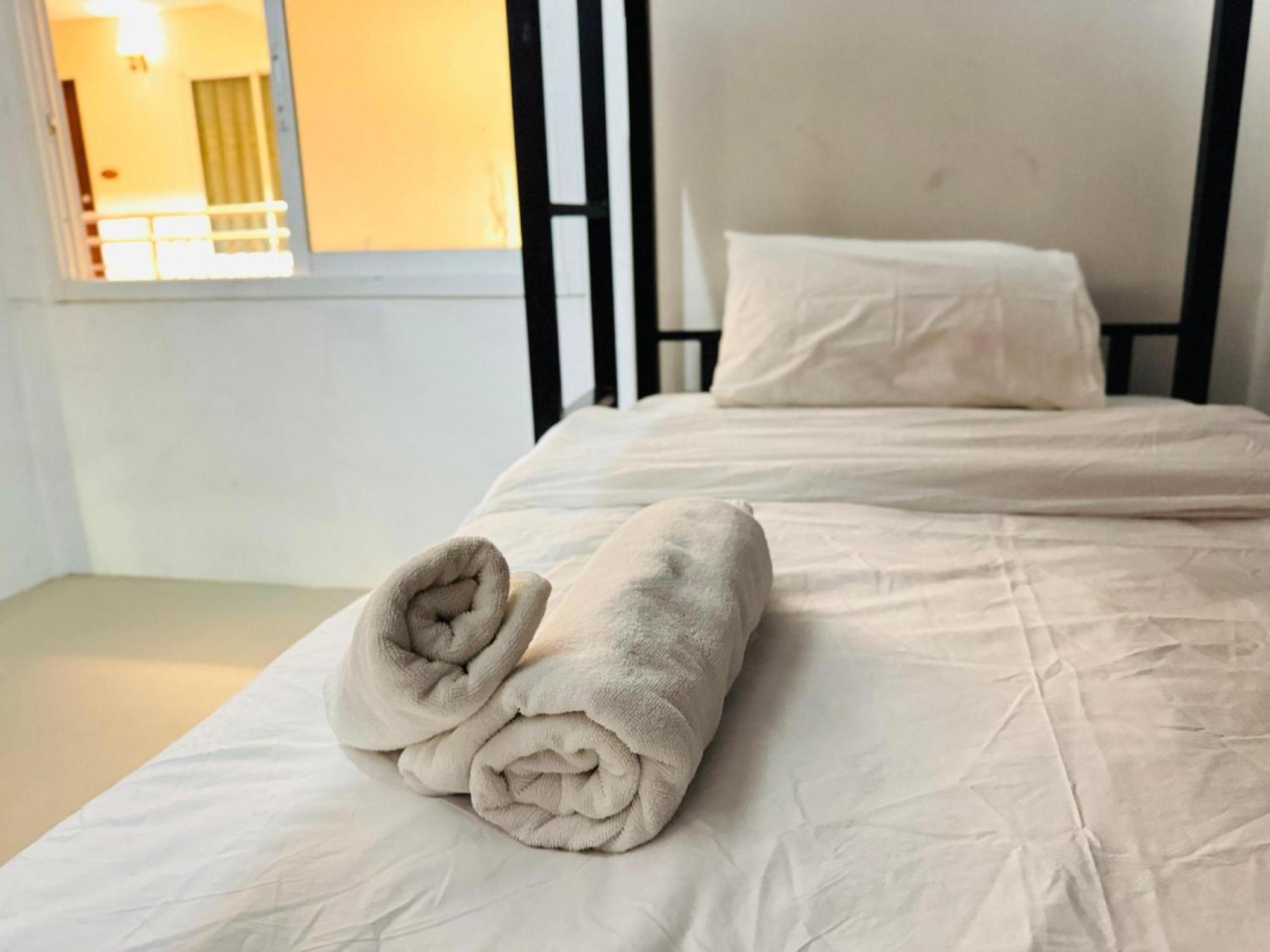 Collection O Bupamontra Chiangmai Hotel Csiangmaj Kültér fotó