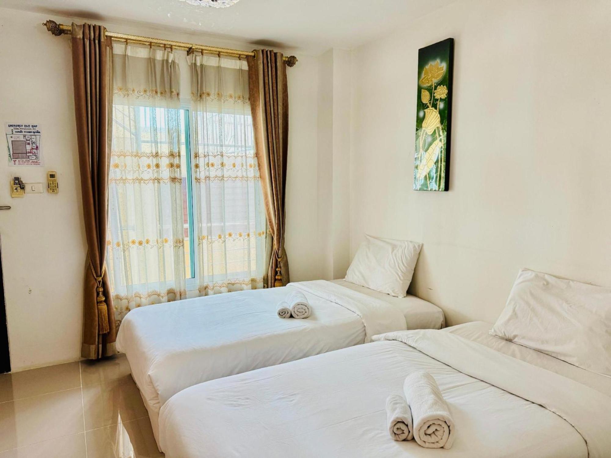 Collection O Bupamontra Chiangmai Hotel Csiangmaj Kültér fotó