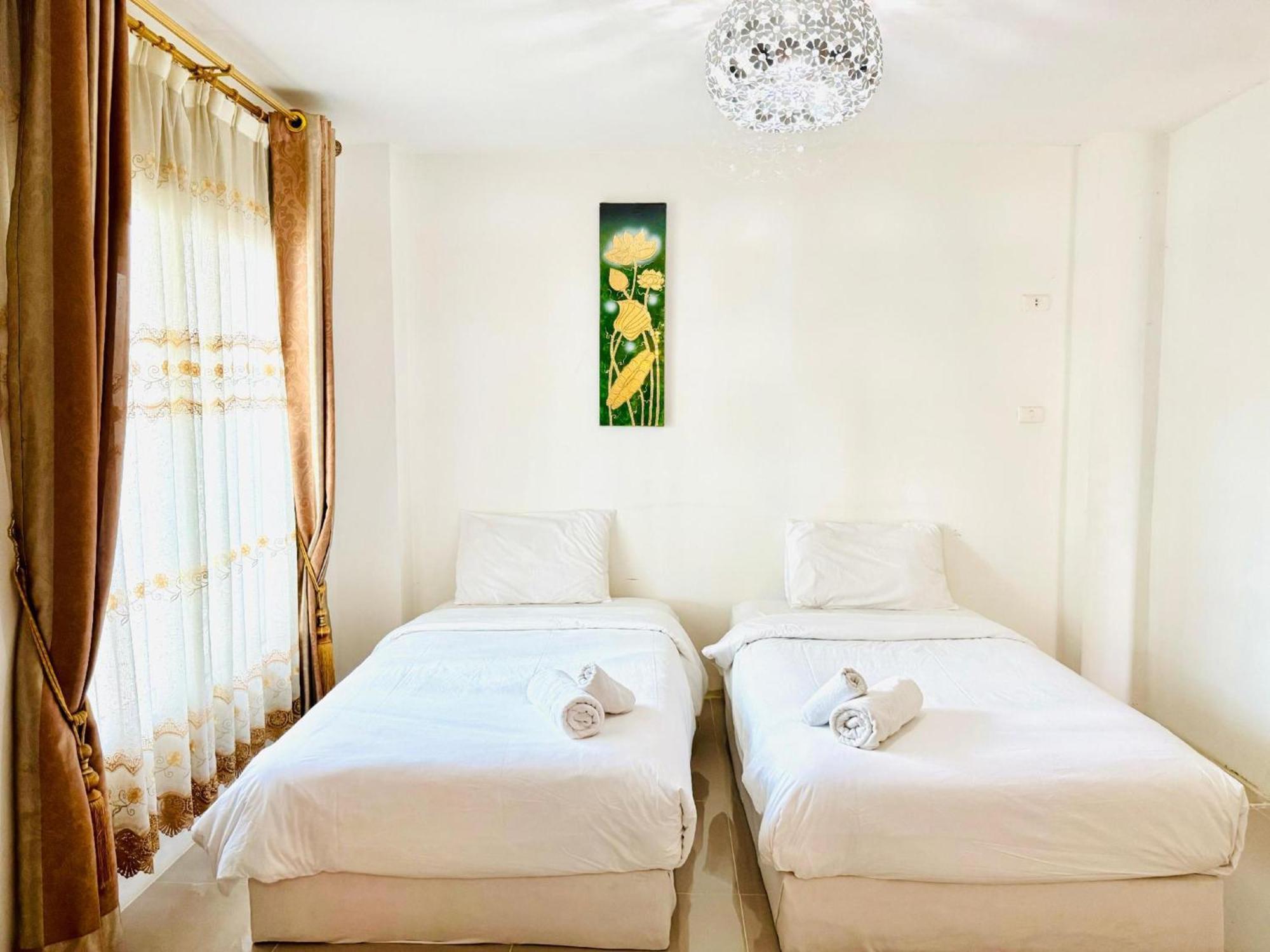 Collection O Bupamontra Chiangmai Hotel Csiangmaj Kültér fotó