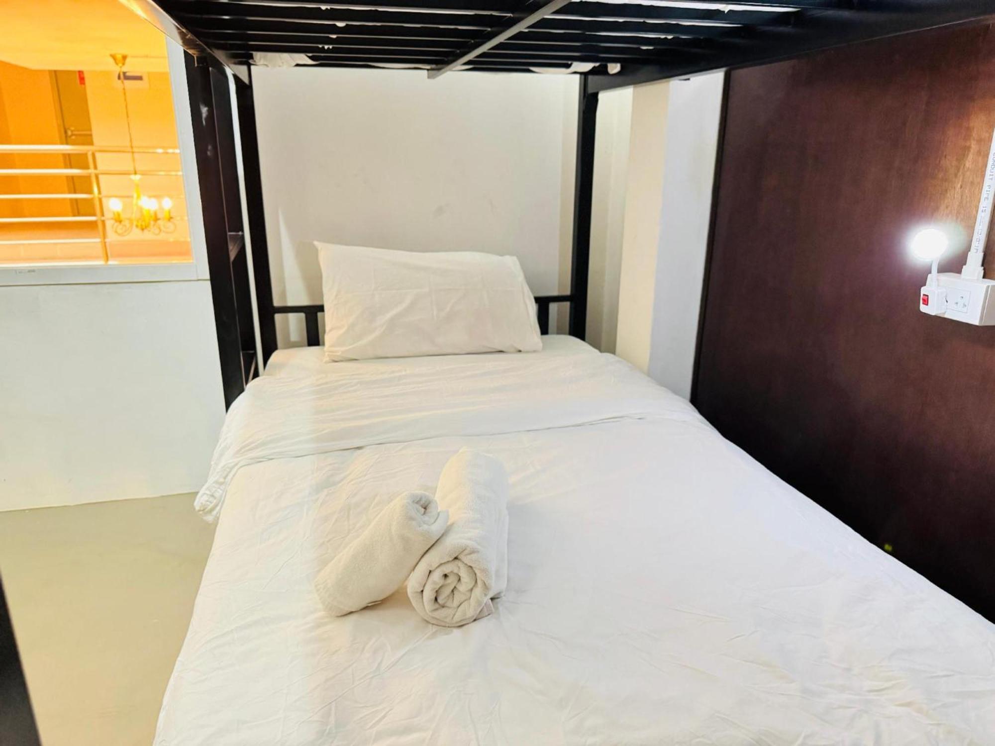 Collection O Bupamontra Chiangmai Hotel Csiangmaj Kültér fotó