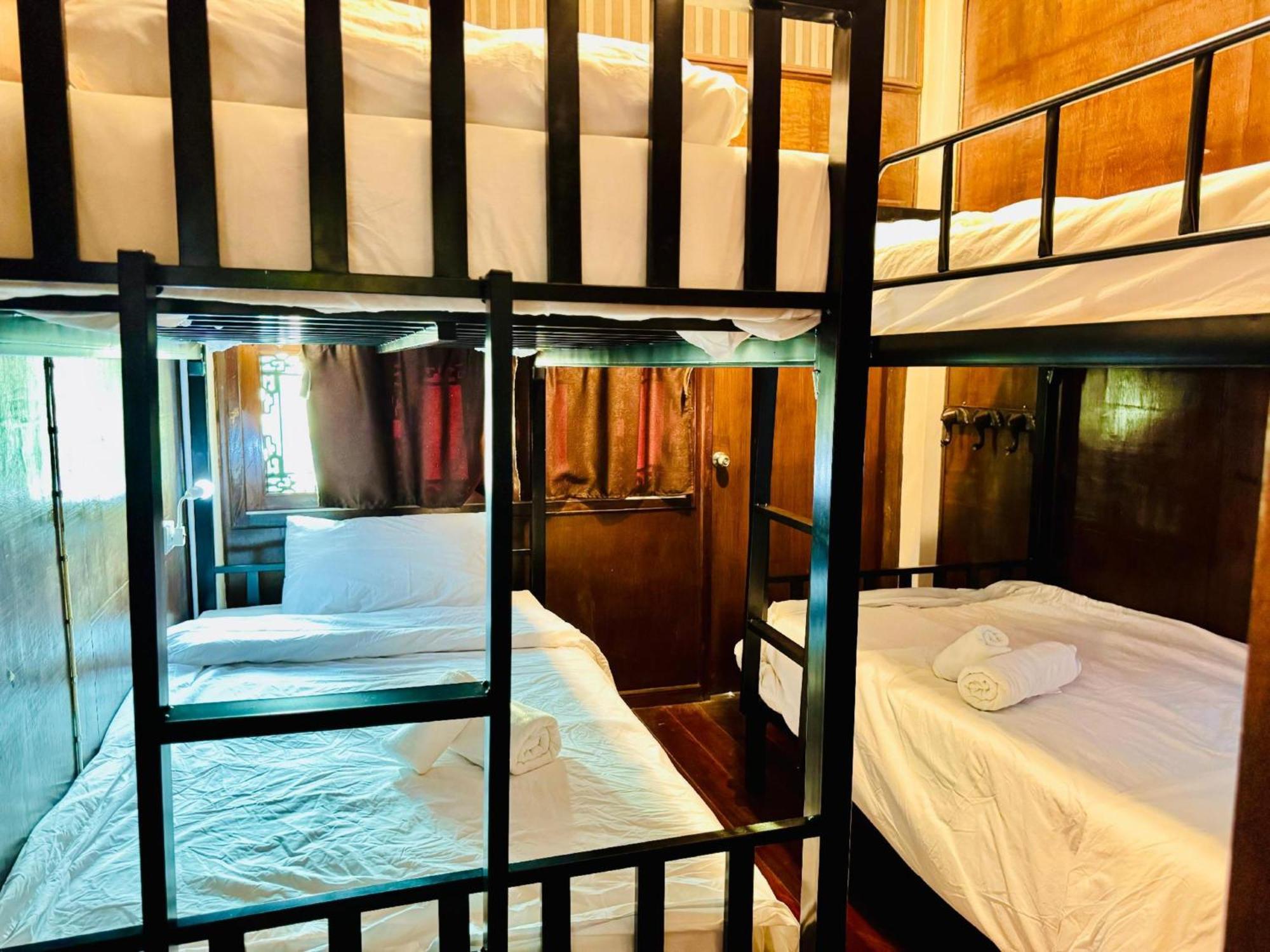 Collection O Bupamontra Chiangmai Hotel Csiangmaj Kültér fotó