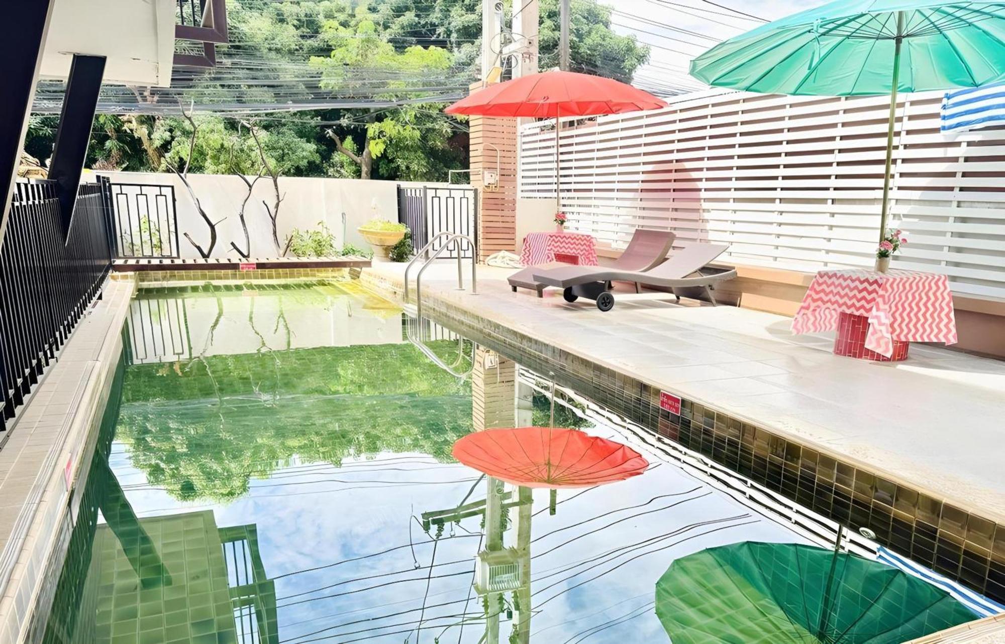 Collection O Bupamontra Chiangmai Hotel Csiangmaj Kültér fotó